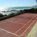 Nyrenoverat! Beachfront Townhouse Med Pool