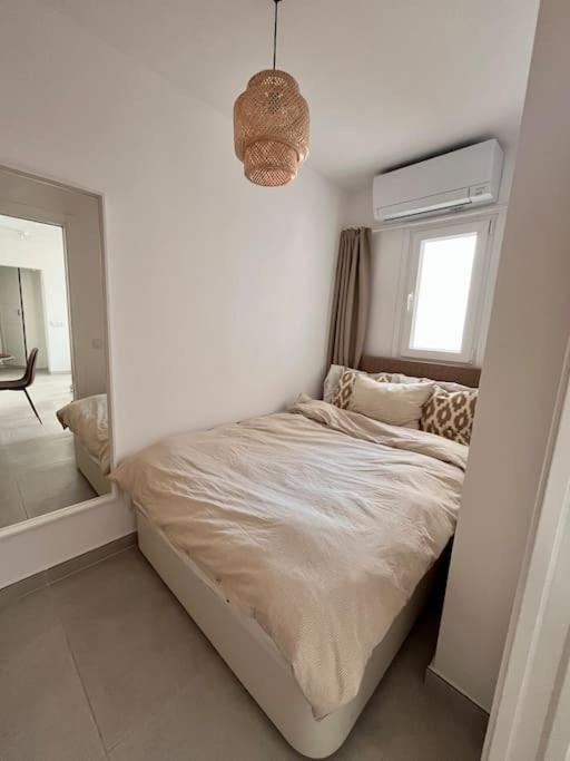 Nyrenoverat! Beachfront Townhouse Med Pool Сasa de vacaciones *